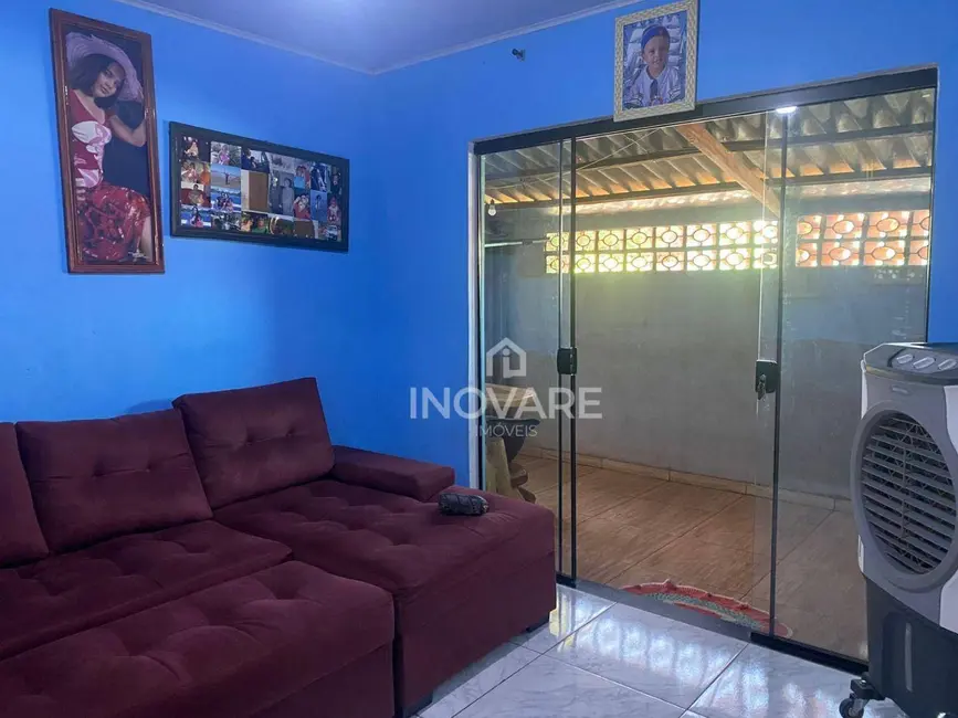 Casa com 3 quartos à venda, 300m2 em Setor Buritys, Itumbiara - GO - imagem 5 Foto 5 de Casa com 3 quartos à venda, 300m2 em Setor Buritys, Itumbiara - GO