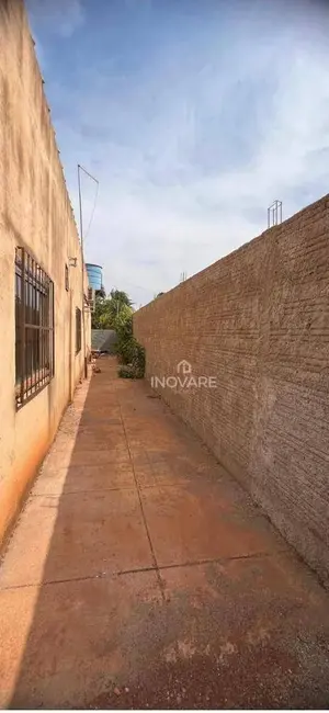 Sítio / Rancho com 3 quartos à venda, 1500m2 em Itumbiara - GO - imagem 8 Foto 8 de Sítio / Rancho com 3 quartos à venda, 1500m2 em Itumbiara - GO