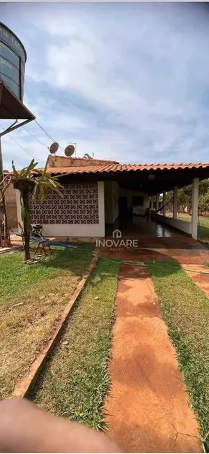 Sítio / Rancho com 3 quartos à venda, 1500m2 em Itumbiara - GO - imagem 3 Foto 3 de Sítio / Rancho com 3 quartos à venda, 1500m2 em Itumbiara - GO