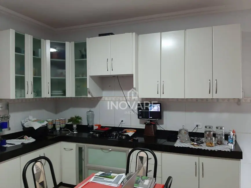 Casa com 3 quartos à venda, 470m2 em Jardim Leonora, Itumbiara - GO - imagem 6 Foto 6 de Casa com 3 quartos à venda, 470m2 em Jardim Leonora, Itumbiara - GO