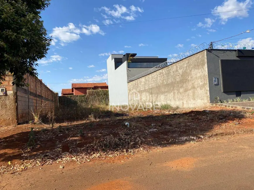 Foto 1 de Terreno / Lote à venda, 300m2 em Jardim Liberdade, Itumbiara - GO