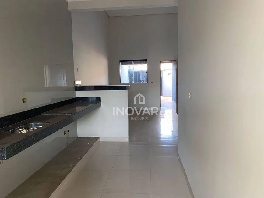 Casa com 3 quartos à venda, 180m2 em Setor Planalto, Itumbiara - GO - imagem 6 Foto 6 de Casa com 3 quartos à venda, 180m2 em Setor Planalto, Itumbiara - GO