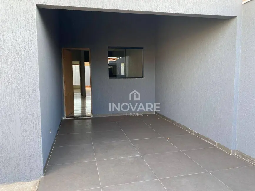 Casa com 3 quartos à venda, 180m2 em Setor Planalto, Itumbiara - GO - imagem 3 Foto 3 de Casa com 3 quartos à venda, 180m2 em Setor Planalto, Itumbiara - GO