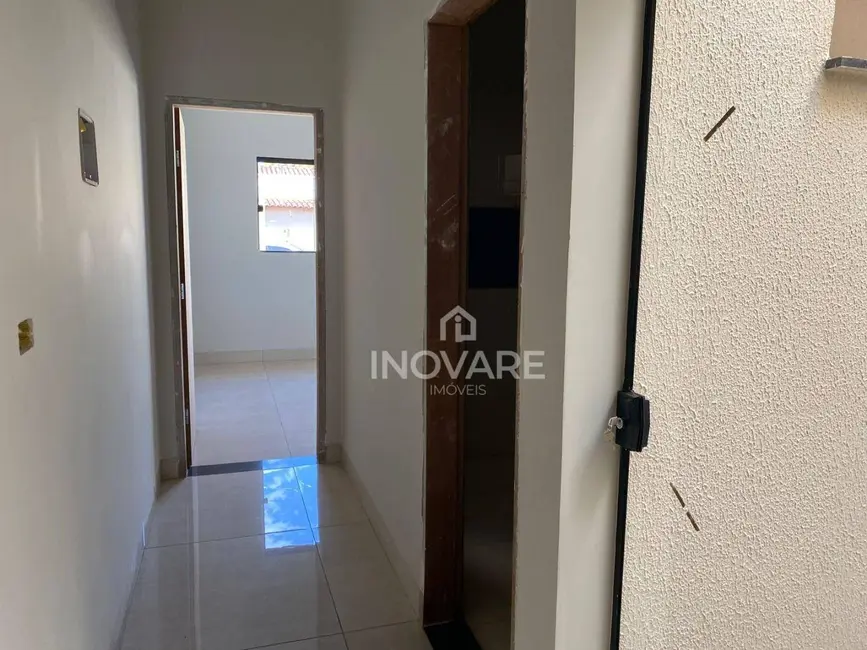 Casa com 3 quartos à venda, 180m2 em Setor Planalto, Itumbiara - GO - imagem 5 Foto 5 de Casa com 3 quartos à venda, 180m2 em Setor Planalto, Itumbiara - GO