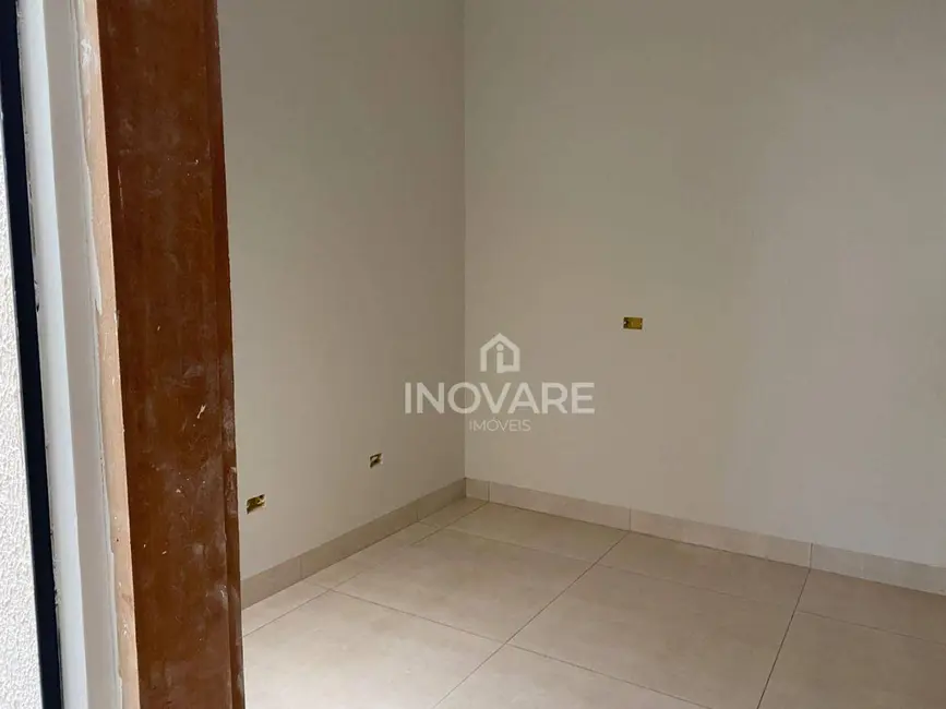 Casa com 3 quartos à venda, 180m2 em Setor Planalto, Itumbiara - GO - imagem 7 Foto 7 de Casa com 3 quartos à venda, 180m2 em Setor Planalto, Itumbiara - GO