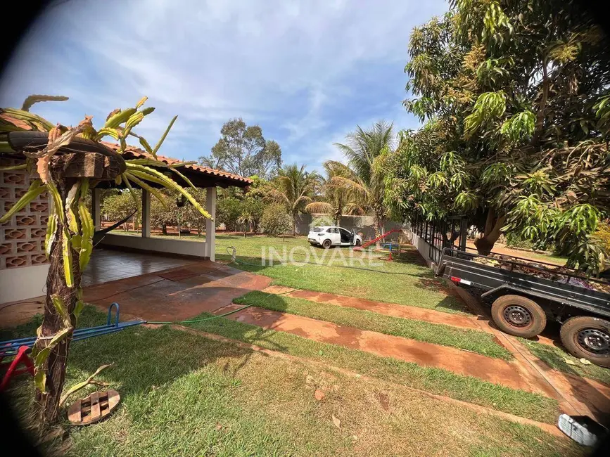 Sítio / Rancho com 3 quartos à venda, 1200m2 em Itumbiara - GO - imagem 4 Foto 4 de Sítio / Rancho com 3 quartos à venda, 1200m2 em Itumbiara - GO