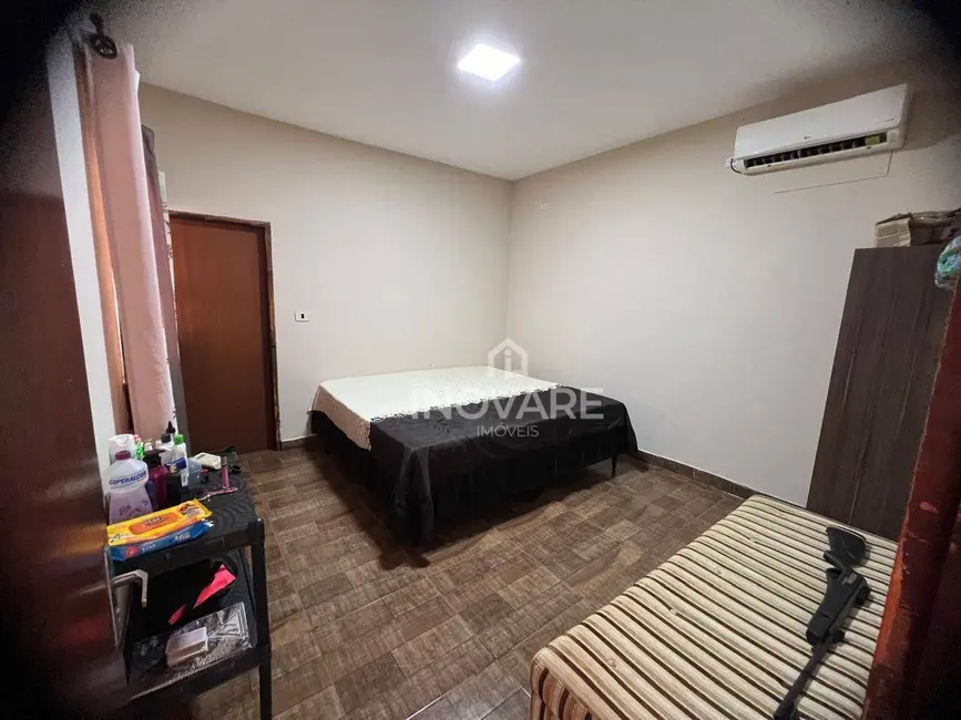 Sítio / Rancho com 3 quartos à venda, 1200m2 em Itumbiara - GO - imagem 4 Foto 4 de Sítio / Rancho com 3 quartos à venda, 1200m2 em Itumbiara - GO