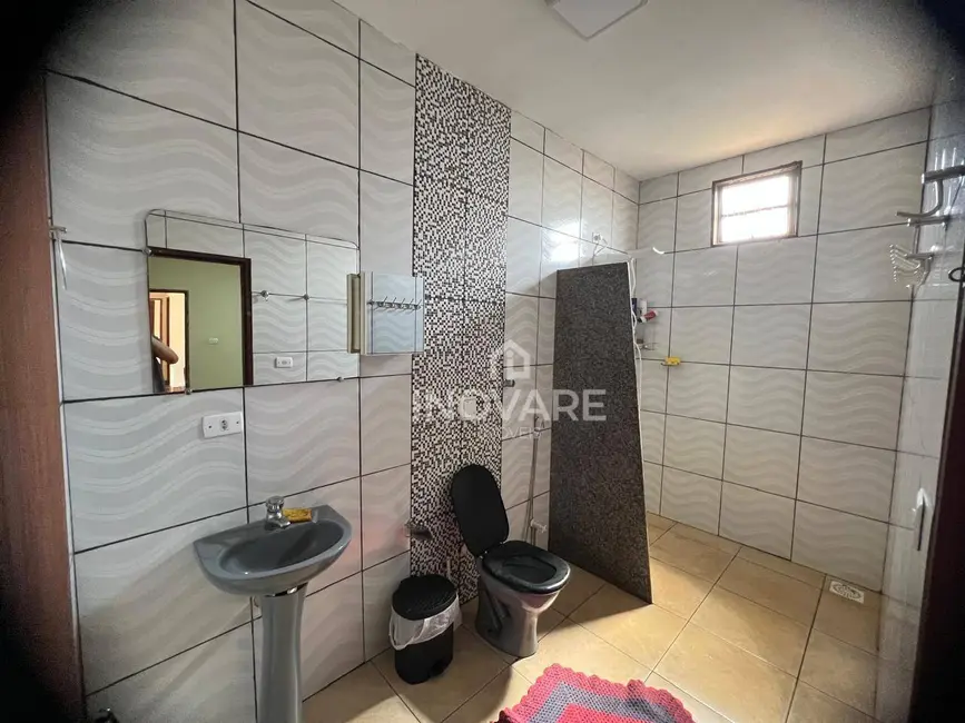 Sítio / Rancho com 3 quartos à venda, 1200m2 em Itumbiara - GO - imagem 3 Foto 3 de Sítio / Rancho com 3 quartos à venda, 1200m2 em Itumbiara - GO