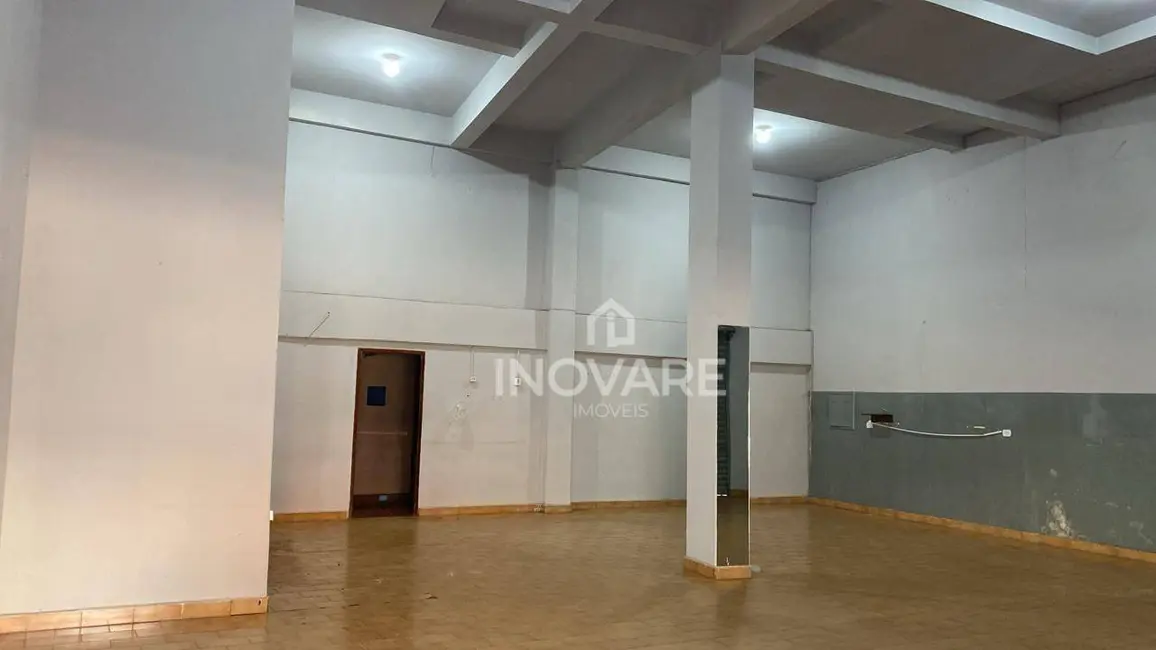 Sala Comercial para alugar, 510m2 em Itumbiara - GO - imagem 2 Foto 2 de Sala Comercial para alugar, 510m2 em Itumbiara - GO