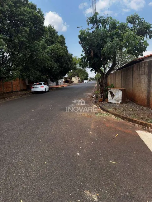 Foto 7 de Casa com 3 quartos à venda, 360m2 em Jardim Leonora, Itumbiara - GO