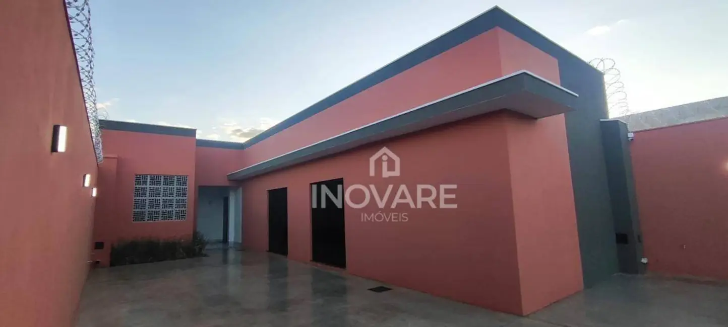 Kitnet com 1 quarto para alugar, 250m2 em Itumbiara - GO - imagem 2 Foto 2 de Kitnet com 1 quarto para alugar, 250m2 em Itumbiara - GO