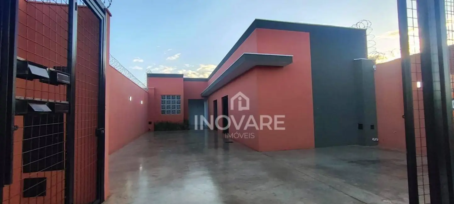 Kitnet com 1 quarto para alugar, 250m2 em Itumbiara - GO - imagem 1 Foto 1 de Kitnet com 1 quarto para alugar, 250m2 em Itumbiara - GO