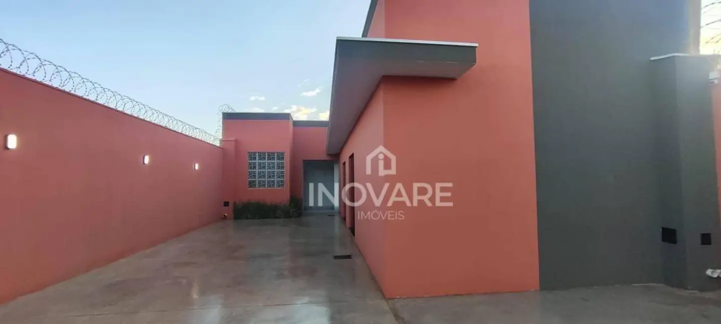 Kitnet com 1 quarto para alugar, 250m2 em Itumbiara - GO - imagem 3 Foto 3 de Kitnet com 1 quarto para alugar, 250m2 em Itumbiara - GO