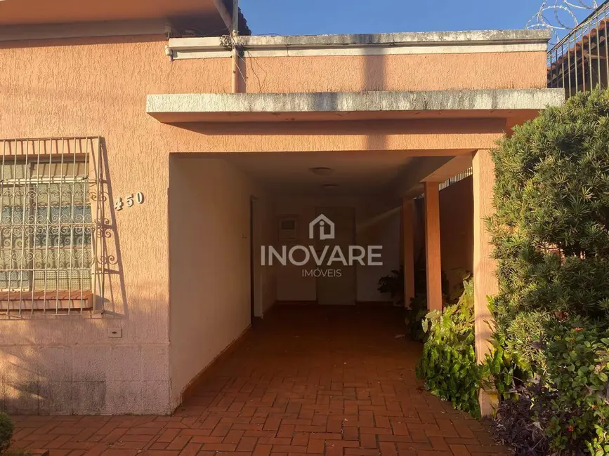 Foto 1 de Casa com 3 quartos para alugar, 360m2 em Itumbiara - GO