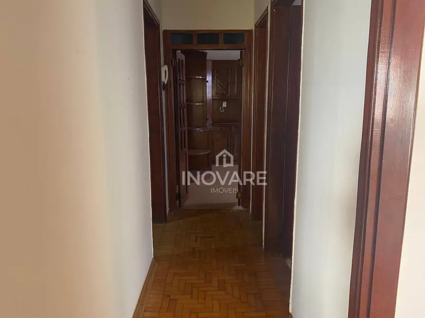 Casa com 3 quartos para alugar, 360m2 em Itumbiara - GO - imagem 5 Foto 5 de Casa com 3 quartos para alugar, 360m2 em Itumbiara - GO