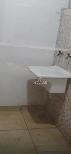 Casa com 2 quartos para alugar, 180m2 em Itumbiara - GO - imagem 4 Foto 4 de Casa com 2 quartos para alugar, 180m2 em Itumbiara - GO
