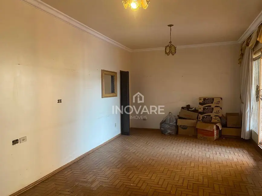 Foto 8 de Casa com 3 quartos para alugar, 540m2 em Itumbiara - GO