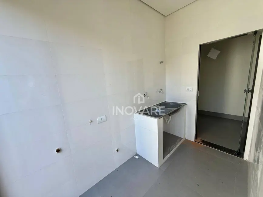 Casa com 3 quartos à venda, 250m2 em Itumbiara - GO - imagem 3 Foto 3 de Casa com 3 quartos à venda, 250m2 em Itumbiara - GO