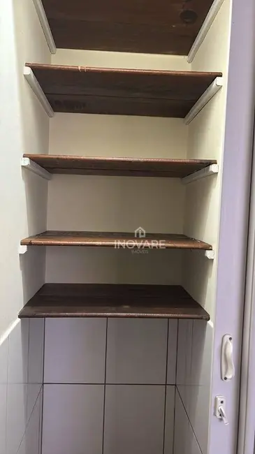 Casa com 3 quartos para alugar em Setor Luz, Itumbiara - GO - imagem 6 Foto 6 de Casa com 3 quartos para alugar em Setor Luz, Itumbiara - GO