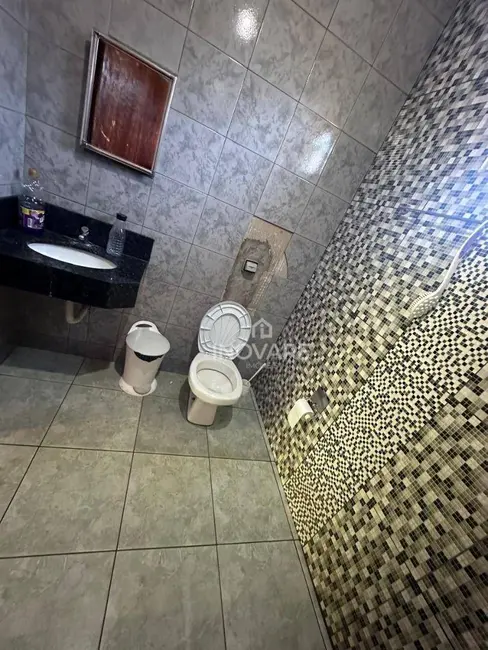 Casa com 3 quartos à venda, 360m2 em Jardim Leonora, Itumbiara - GO - imagem 5 Foto 5 de Casa com 3 quartos à venda, 360m2 em Jardim Leonora, Itumbiara - GO