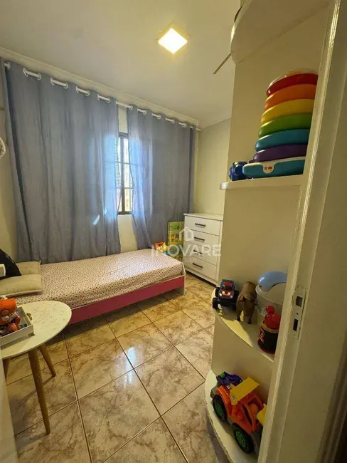 Casa com 3 quartos à venda, 327m2 em Alto da Boa Vista, Itumbiara - GO - imagem 9 Foto 9 de Casa com 3 quartos à venda, 327m2 em Alto da Boa Vista, Itumbiara - GO