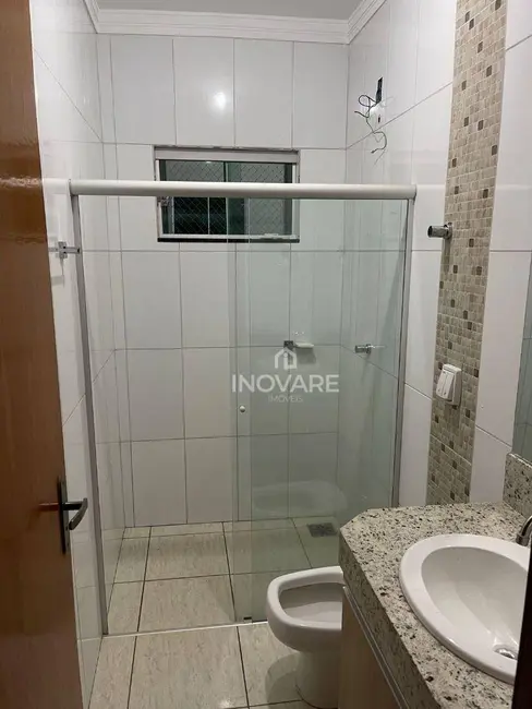 Foto 4 de Apartamento com 3 quartos para alugar, 90m2 em Itumbiara - GO