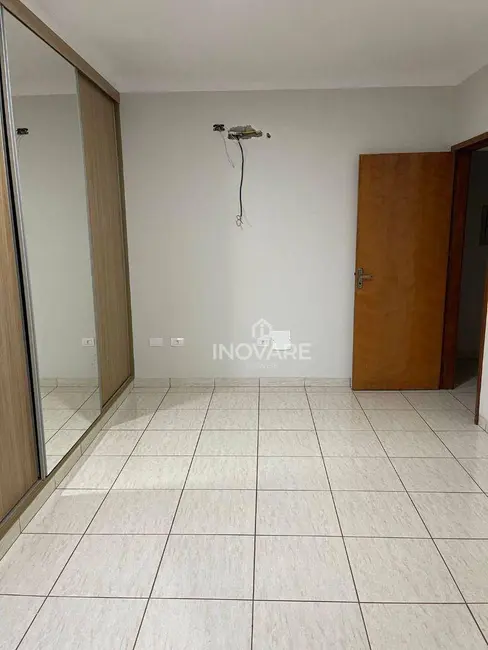 Foto 6 de Apartamento com 3 quartos para alugar, 90m2 em Itumbiara - GO