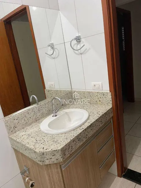 Foto 7 de Apartamento com 3 quartos para alugar, 90m2 em Itumbiara - GO