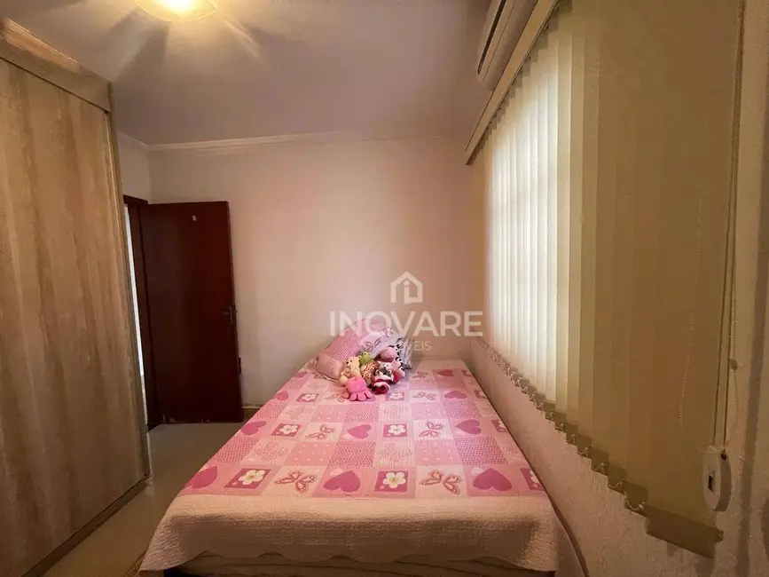 Casa com 4 quartos à venda, 360m2 em Jardim América, Itumbiara - GO - imagem 9 Foto 9 de Casa com 4 quartos à venda, 360m2 em Jardim América, Itumbiara - GO