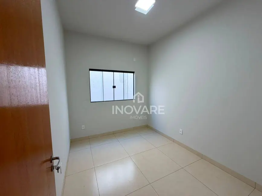 Casa com 3 quartos à venda, 150m2 em Itumbiara - GO - imagem 4 Foto 4 de Casa com 3 quartos à venda, 150m2 em Itumbiara - GO