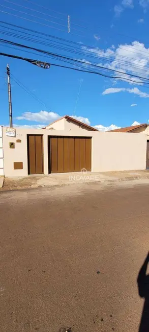 Casa com 2 quartos à venda, 298m2 em Itumbiara - GO - imagem 1 Foto 1 de Casa com 2 quartos à venda, 298m2 em Itumbiara - GO