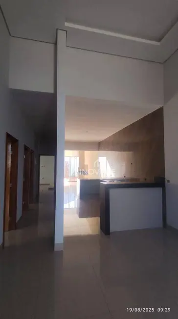 Foto 5 de Casa com 3 quartos à venda, 240m2 em Itumbiara - GO