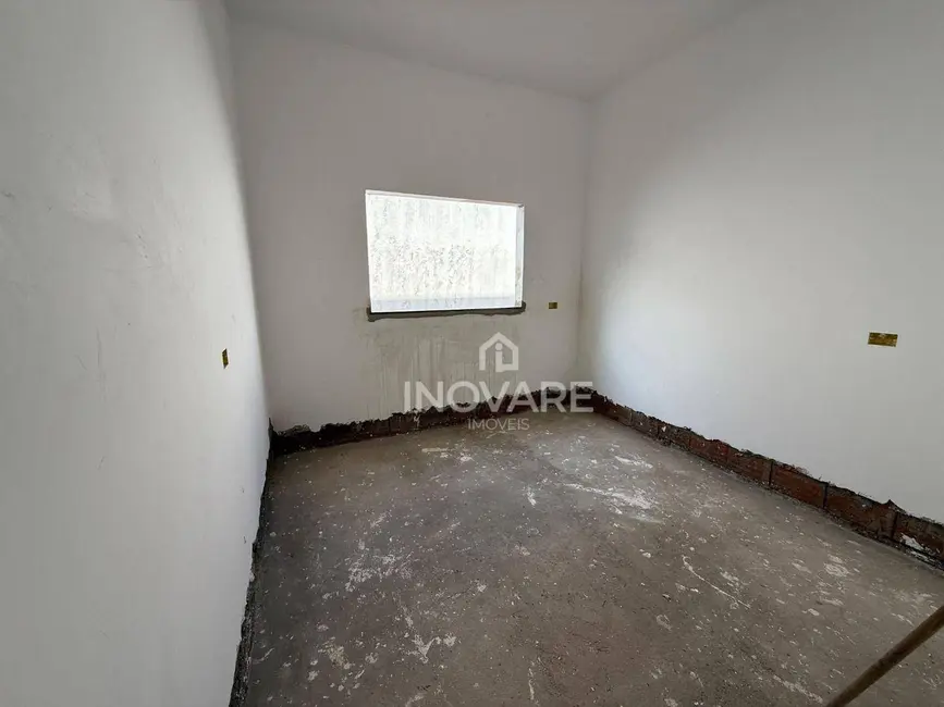 Casa com 3 quartos à venda, 210m2 em Ernestina Borges de Andrade, Itumbiara - GO - imagem 6 Foto 6 de Casa com 3 quartos à venda, 210m2 em Ernestina Borges de Andrade, Itumbiara - GO