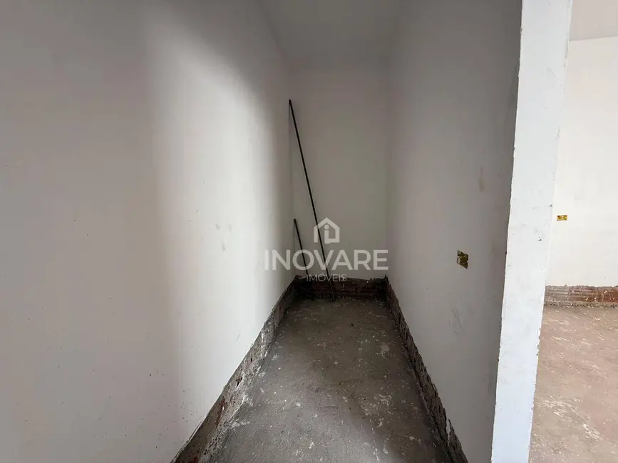 Foto 5 de Casa com 3 quartos à venda, 210m2 em Ernestina Borges de Andrade, Itumbiara - GO