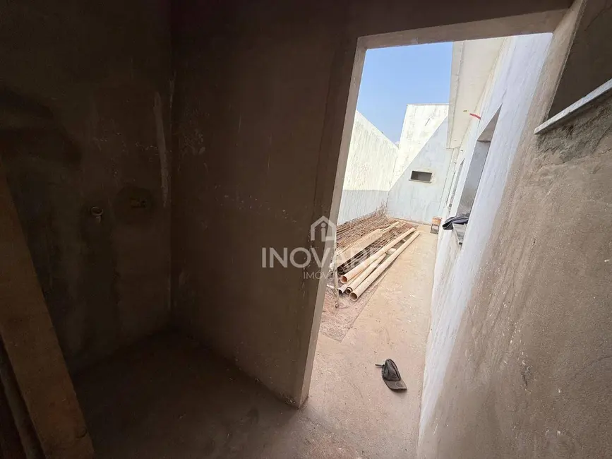 Foto 9 de Casa com 3 quartos à venda, 210m2 em Ernestina Borges de Andrade, Itumbiara - GO