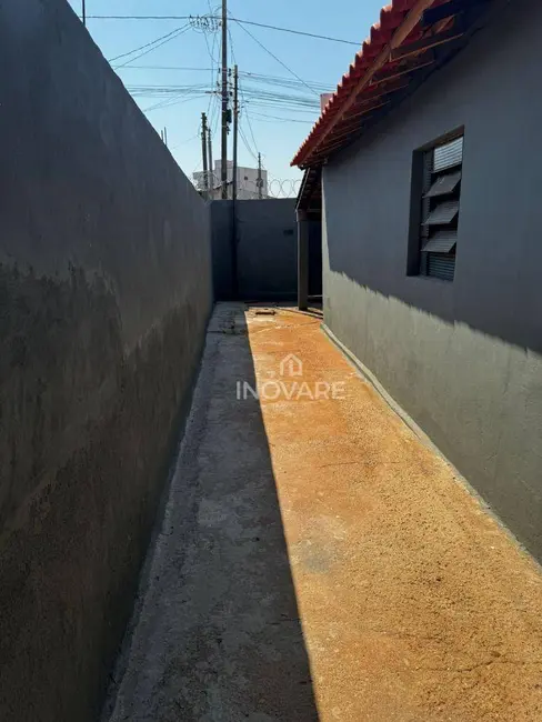 Casa com 3 quartos para alugar, 200m2 em Setor Bela Vista, Itumbiara - GO - imagem 5 Foto 5 de Casa com 3 quartos para alugar, 200m2 em Setor Bela Vista, Itumbiara - GO