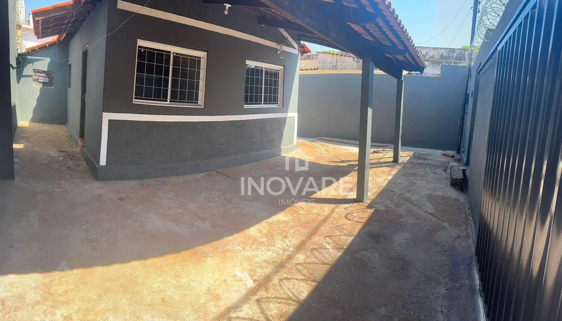 Casa com 3 quartos para alugar, 200m2 em Setor Bela Vista, Itumbiara - GO - imagem 2 Foto 2 de Casa com 3 quartos para alugar, 200m2 em Setor Bela Vista, Itumbiara - GO