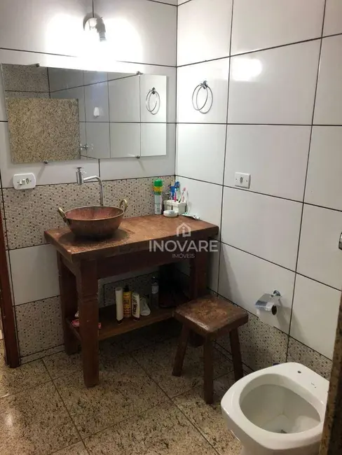 Foto 1 de Sítio / Rancho com 5 quartos à venda, 8800m2 em Itumbiara - GO