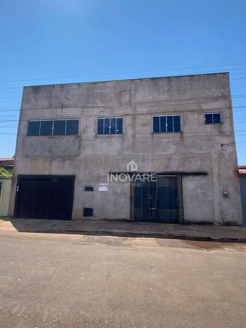Foto 1 de Casa com 2 quartos à venda, 567m2 em Itumbiara - GO