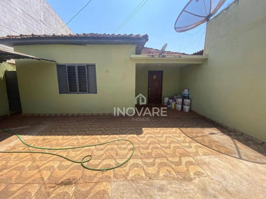 Foto 1 de Casa com 2 quartos à venda, 350m2 em Setor Anhanguera, Itumbiara - GO