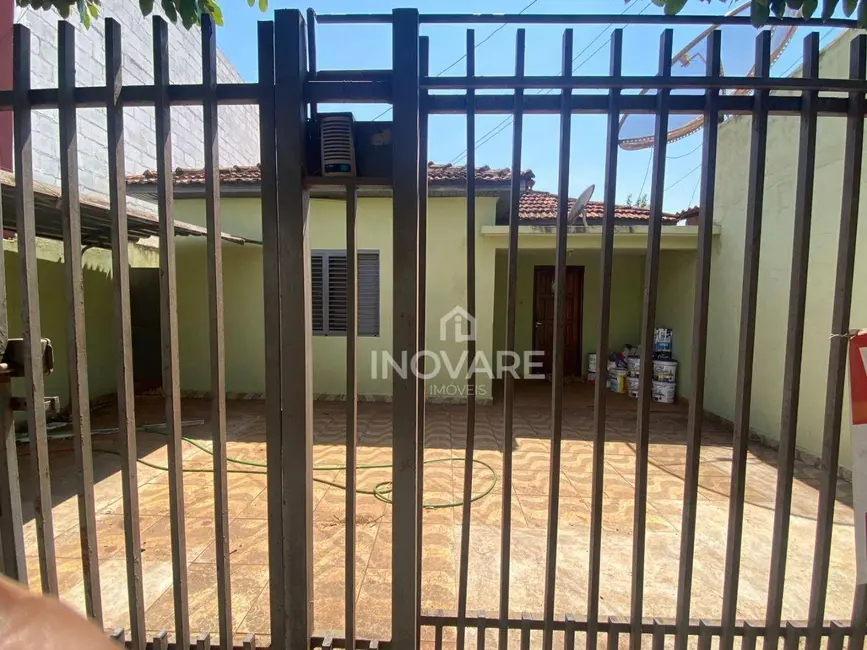 Foto 2 de Casa com 2 quartos à venda, 350m2 em Setor Anhanguera, Itumbiara - GO