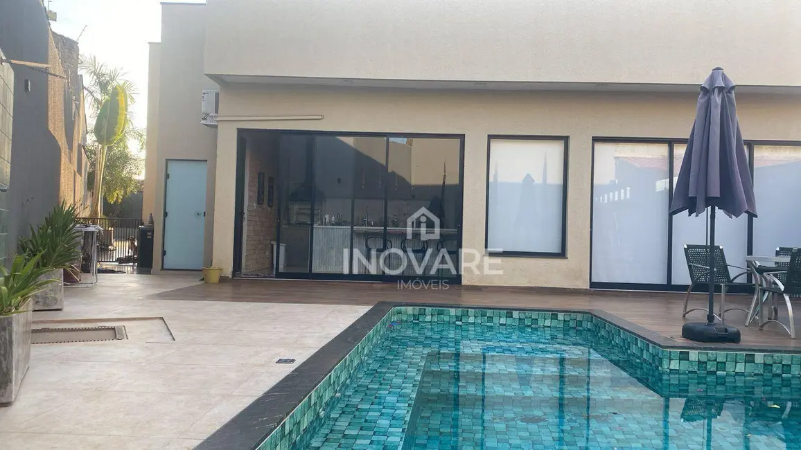 Casa com 3 quartos à venda, 581m2 em Residencial Jardim Primavera, Itumbiara - GO - imagem 2 Foto 2 de Casa com 3 quartos à venda, 581m2 em Residencial Jardim Primavera, Itumbiara - GO