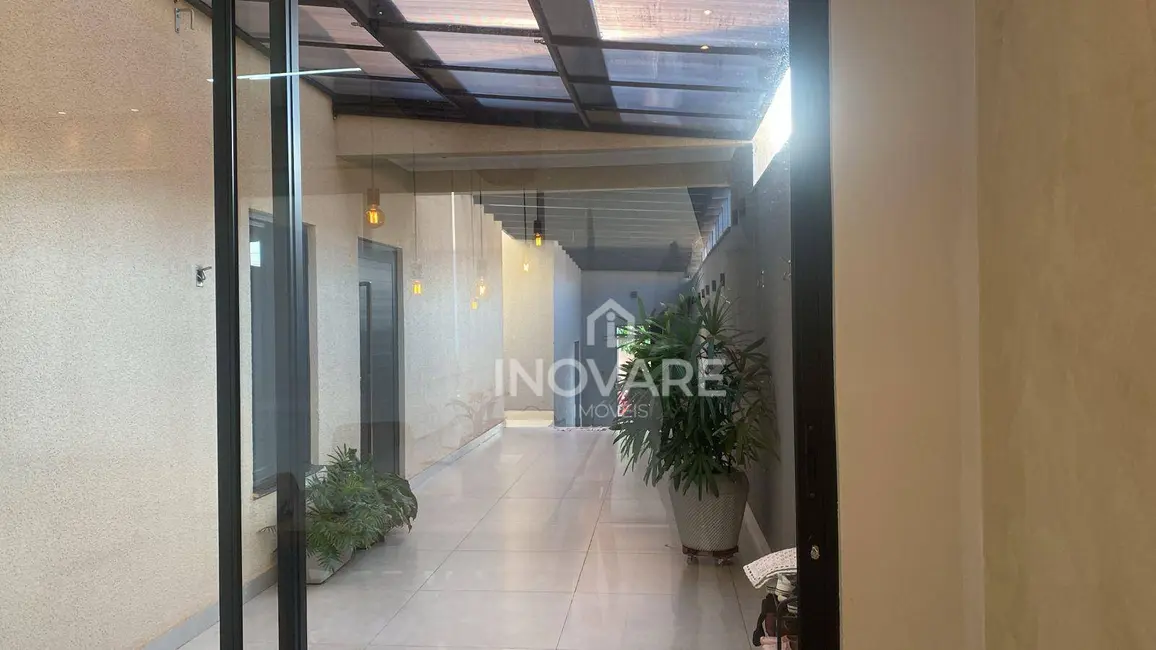 Casa com 3 quartos à venda, 581m2 em Residencial Jardim Primavera, Itumbiara - GO - imagem 9 Foto 9 de Casa com 3 quartos à venda, 581m2 em Residencial Jardim Primavera, Itumbiara - GO