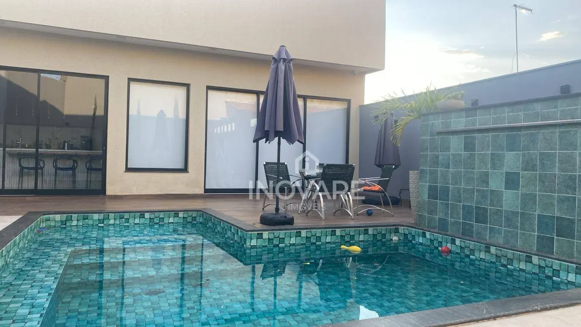 Casa com 3 quartos à venda, 581m2 em Residencial Jardim Primavera, Itumbiara - GO - imagem 3 Foto 3 de Casa com 3 quartos à venda, 581m2 em Residencial Jardim Primavera, Itumbiara - GO