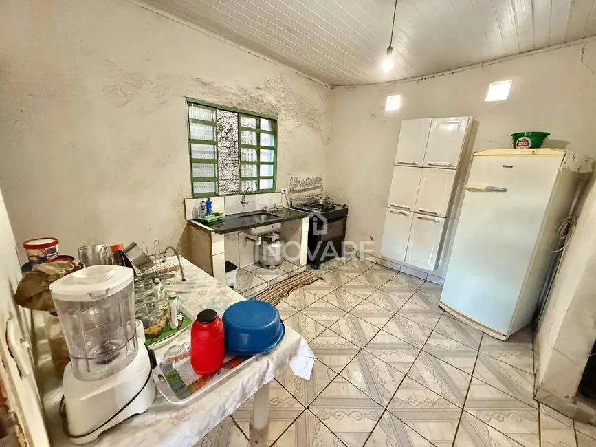 Casa com 1 quarto à venda, 185m2 em Itumbiara - GO - imagem 6 Foto 6 de Casa com 1 quarto à venda, 185m2 em Itumbiara - GO