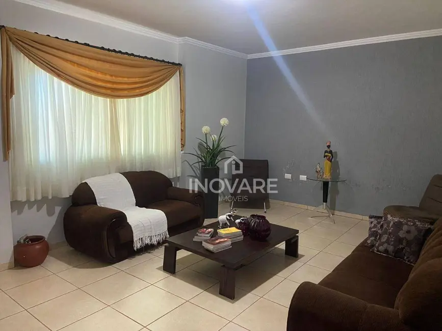 Foto 1 de Casa com 3 quartos à venda, 360m2 em Residencial Jardim Primavera, Itumbiara - GO