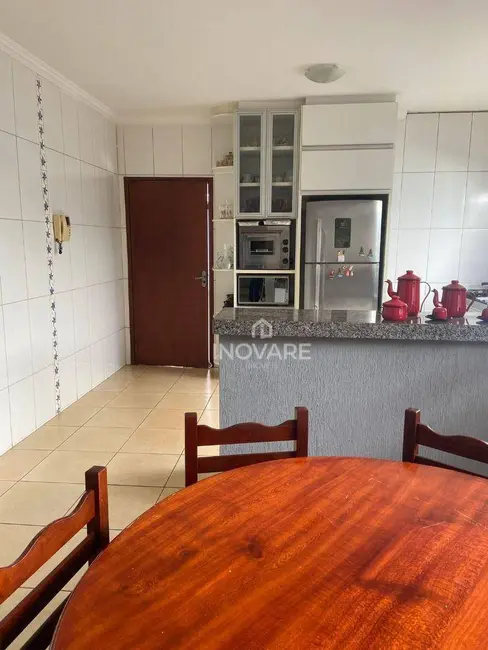 Foto 3 de Casa com 3 quartos à venda, 360m2 em Residencial Jardim Primavera, Itumbiara - GO
