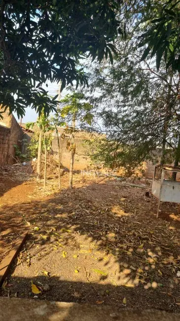Foto 1 de Terreno / Lote à venda, 200m2 em Itumbiara - GO