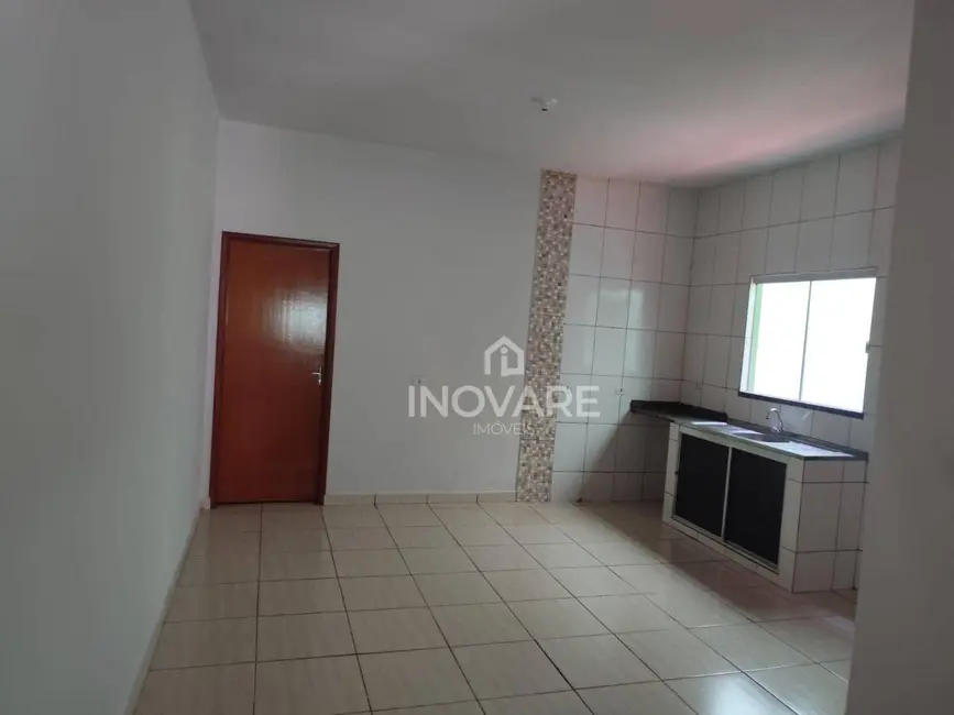 Foto 1 de Casa com 2 quartos à venda, 186m2 em Itumbiara - GO