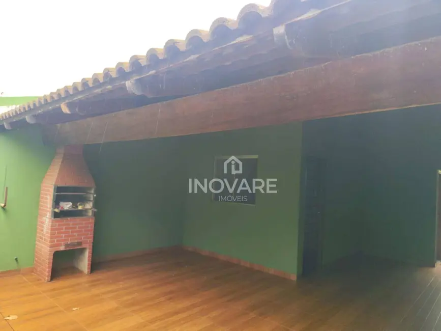 Casa com 2 quartos à venda, 186m2 em Itumbiara - GO - imagem 4 Foto 4 de Casa com 2 quartos à venda, 186m2 em Itumbiara - GO